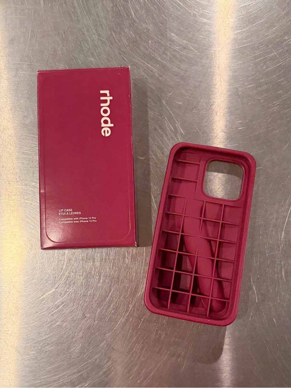 rhode Lip Case in Raspberry Jelly - Picture 4 of 7
